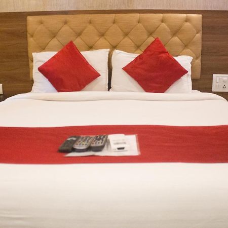 Highland Residency The Boutique Hotel ターネー エクステリア 写真