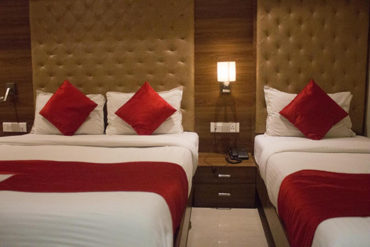 Highland Residency The Boutique Hotel ターネー エクステリア 写真